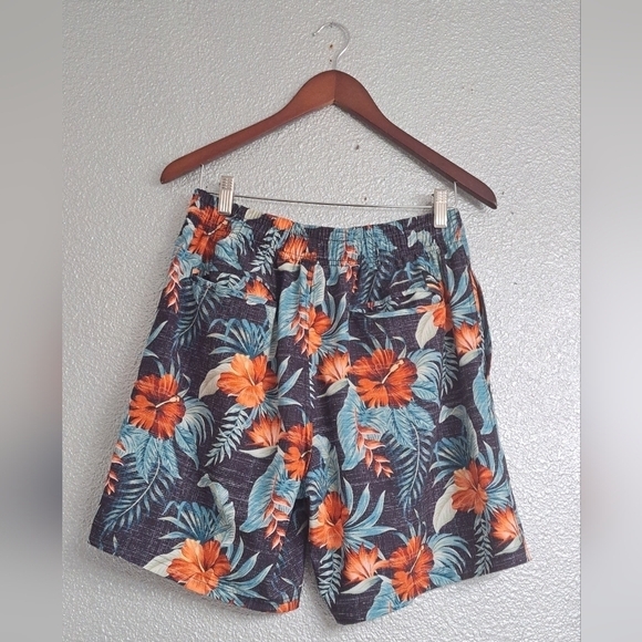 Pipeline Men's Hawaiian Print Swim Trunks   Size L - Picture 2 of 7